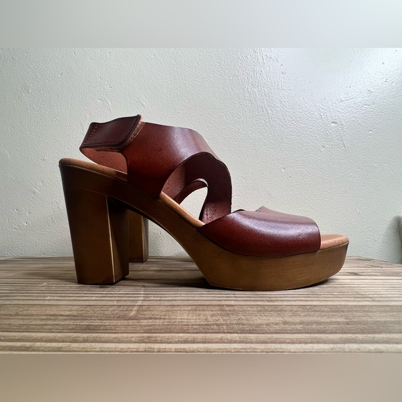 Eric Michael Leather Cutout Heel Platform Sandal 40 Spain 9.5 10 Brown Carmel - Picture 9 of 12